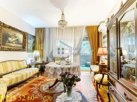 Sale, two bedroom apartment, 61m², Vračar Sve Podlokacije, Beograd