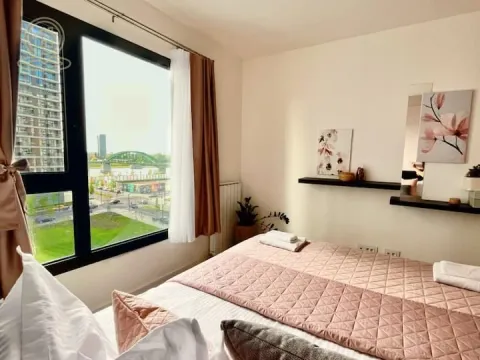 Izdavanje, trosoban stan, 80m², Savski Venac, Beograd - image 8