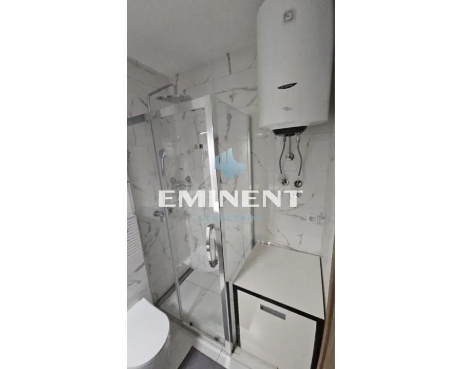 Izdavanje, dvosoban stan, 46m², Banovo Brdo, Beograd