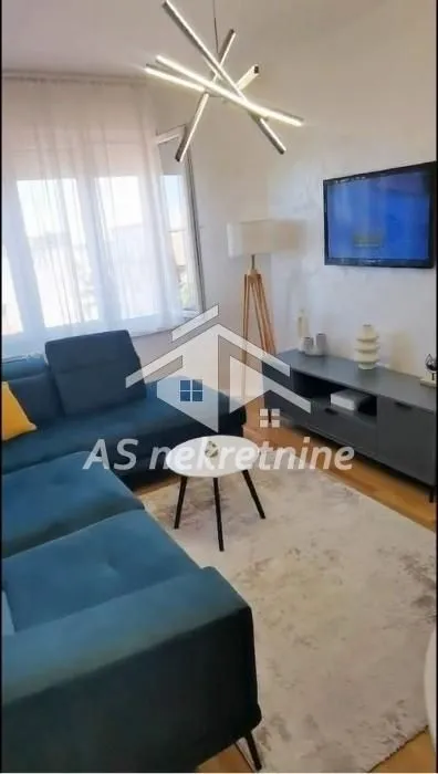 Rent, two bedroom apartment, 45m², Stari Grad, Beograd