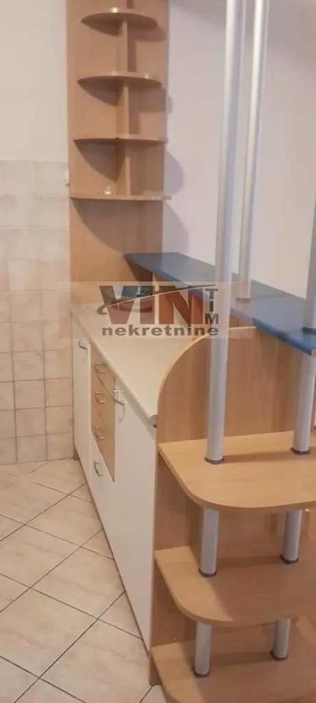 Izdavanje, dvosoban stan, 64m², Altina, Beograd