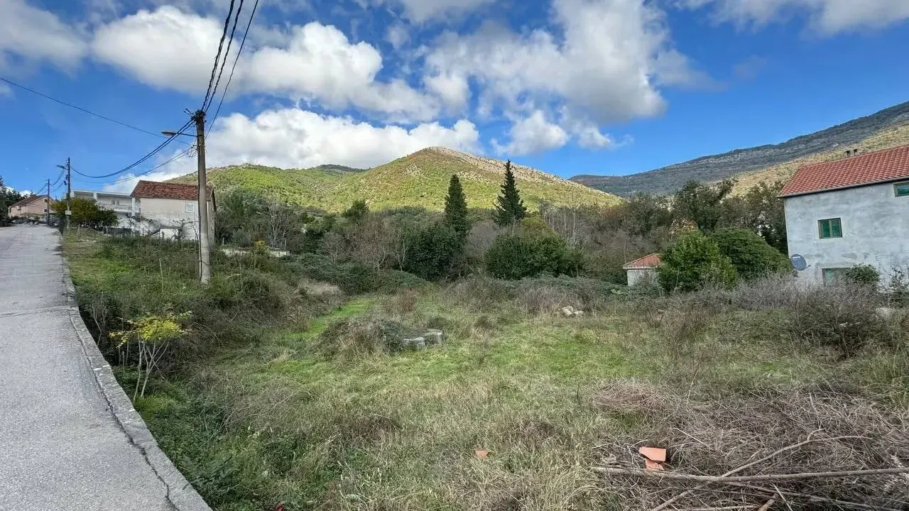 Prodaja, plac, 1117m², Tivat, Crna Gora