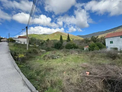 Prodaja, plac, 1117m², Tivat, Crna Gora - image 1