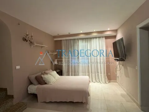 Prodaja, kuća, 302m², Bar, Crna Gora - image 11