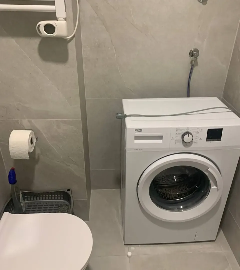 Izdavanje, jednosoban stan, 49m², Central Point, Podgorica