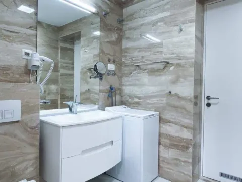 Sale, two bedroom apartment, 77m², Budva, Crna Gora - image 17