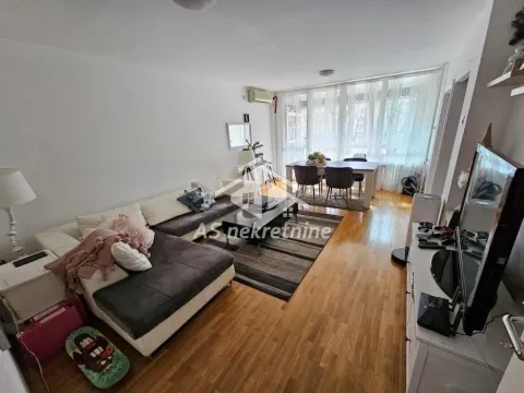 Izdavanje, trosoban stan, 76m², Cvetkova Pijaca, Zvezdara Sve Podlokacije - image 2