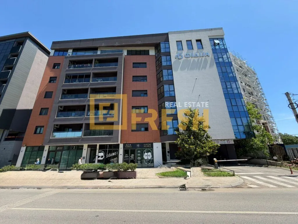 Prodaja, dvosoban stan, 78m², Centar, Podgorica