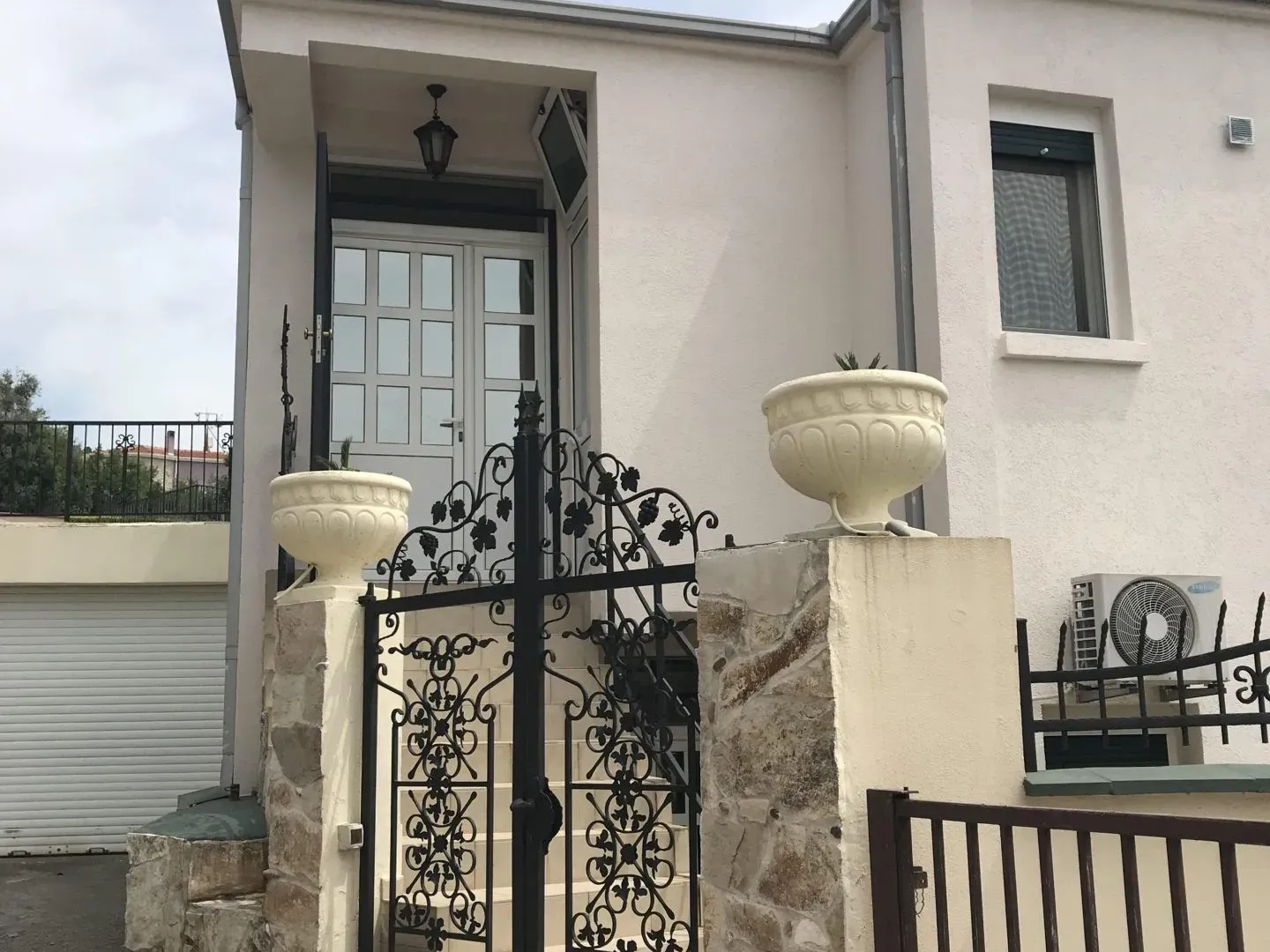 Prodaja, kuća, 231m², Bar, Crna Gora
