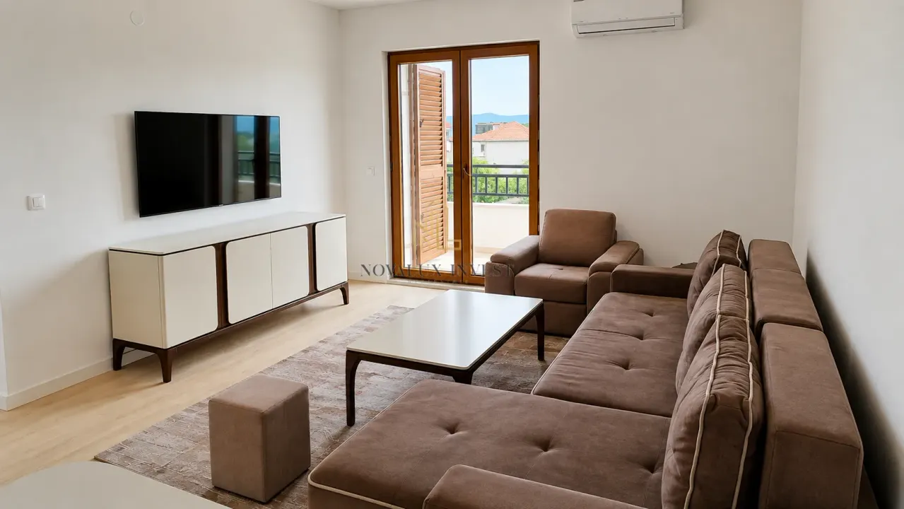 Sale, three bedroom apartment, 107m², Mažina, Tivat