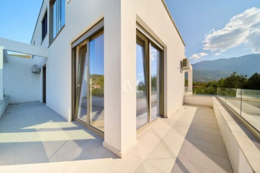 Prodaja, jednosoban stan, 111m², Mrčevac, Tivat