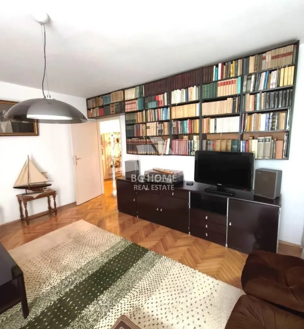 Rent, three bedroom apartment, 87m², Južni Bulevar, Vračar Sve Podlokacije