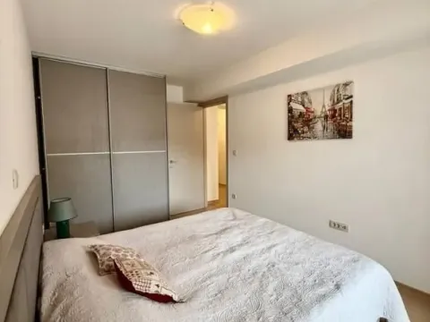 Rent, one bedroom apartment, 48m², Centar, Budva - image 7