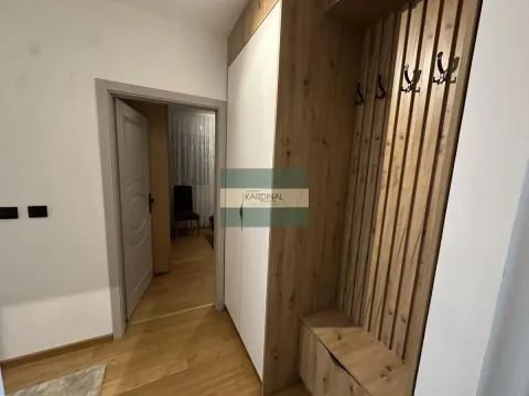 Izdavanje, dvosoban stan, 52m², Centar, Kragujevac - image 4