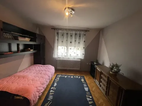 Prodaja, kuća, 363m², Centar, Zrenjanin - image 5