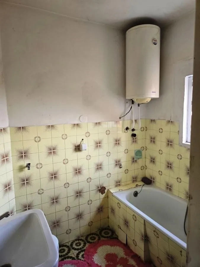 Sale, house, 260m², Ledena Stena, Niš