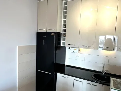 Prodaja, jednosoban stan, 44m², City Kvart, Podgorica - image 3