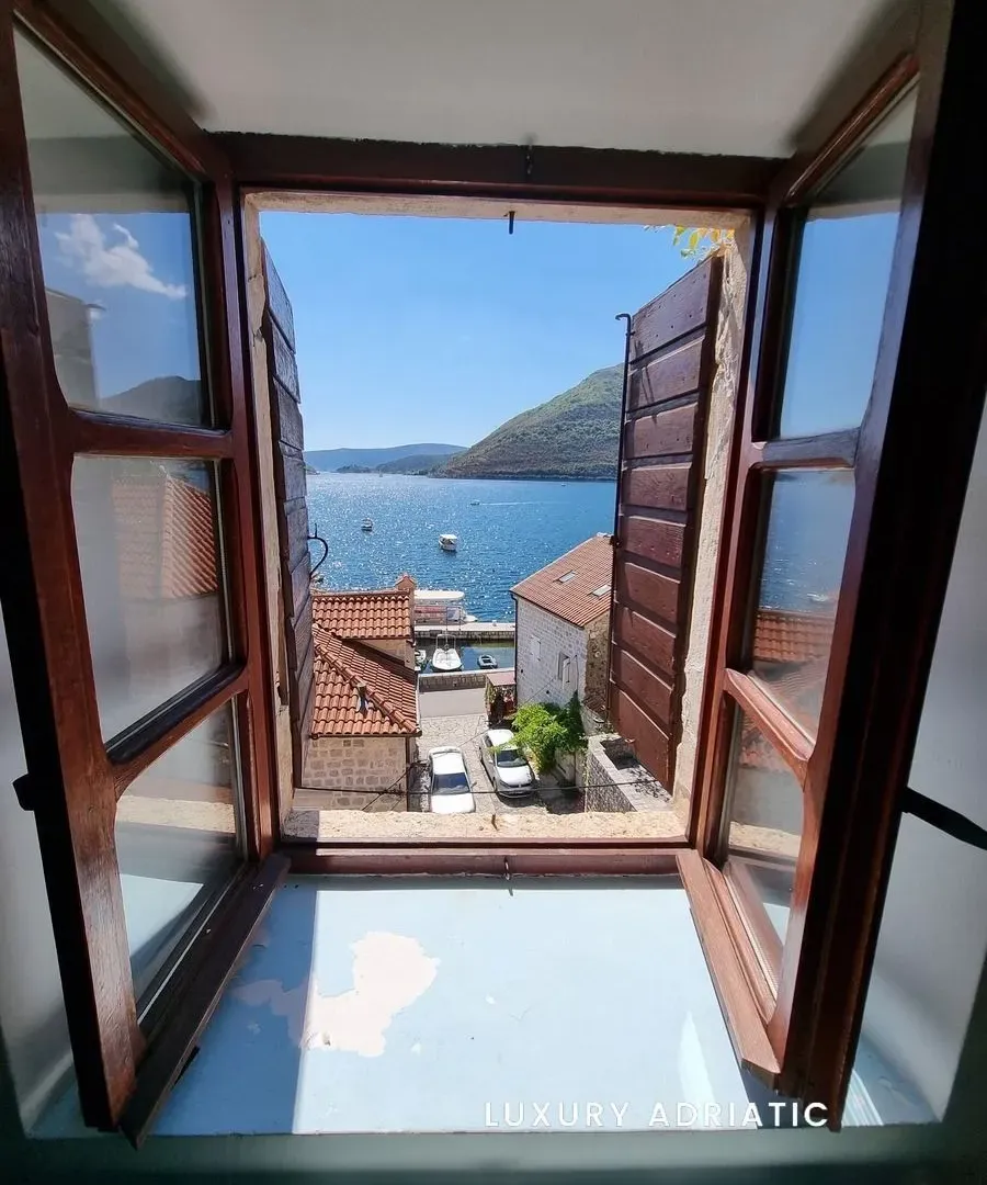 Sale, house, 285m², Perast, Kotor