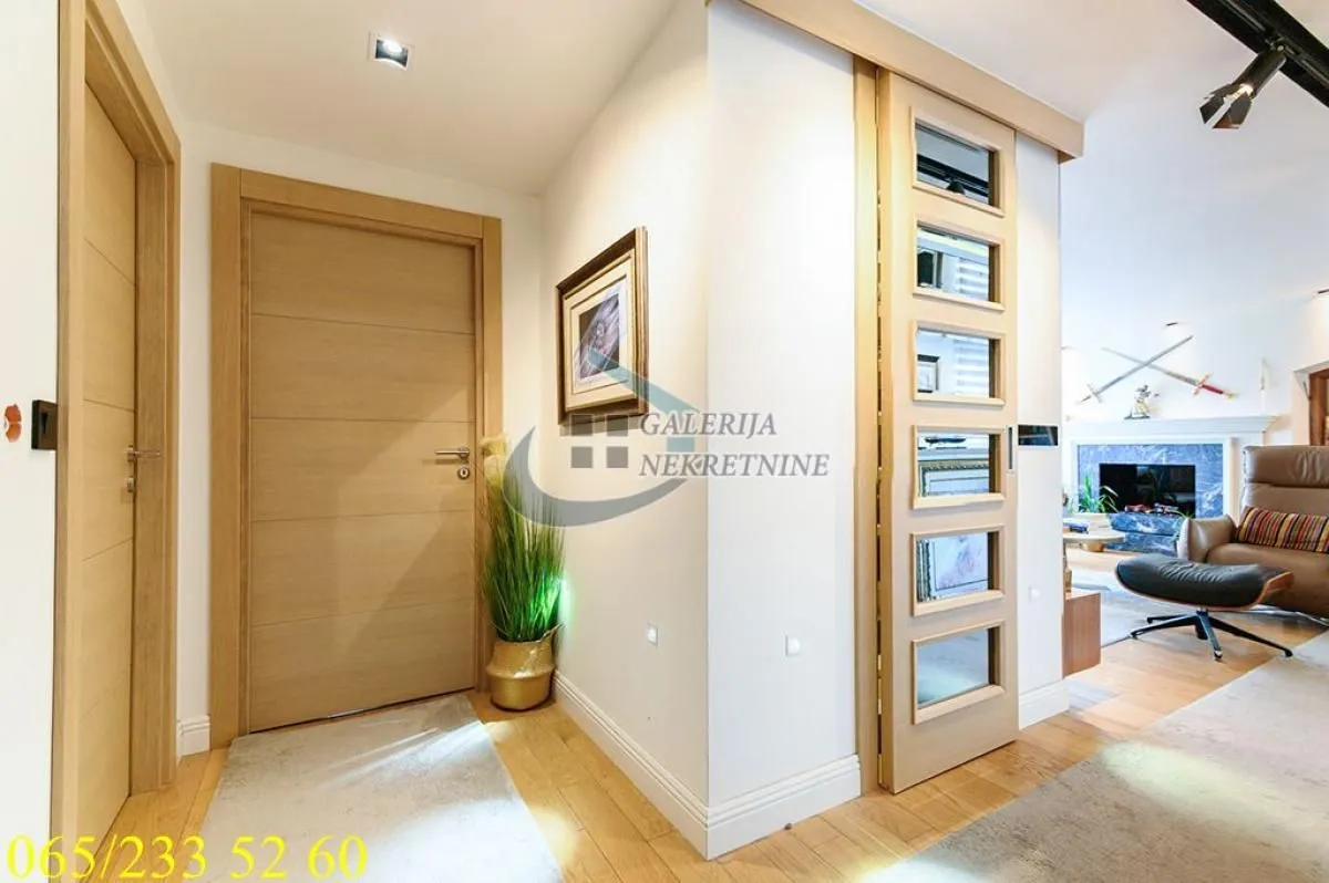 Sale, three bedroom apartment, 83m², Južni Bulevar, Vračar Sve Podlokacije
