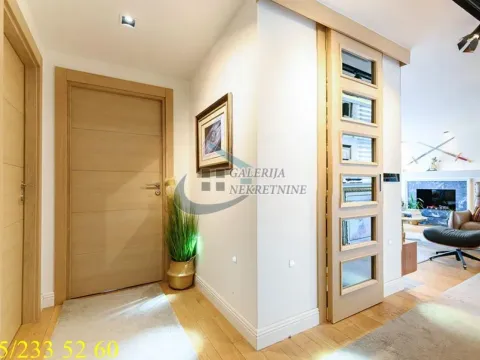 Sale, three bedroom apartment, 83m², Južni Bulevar, Vračar Sve Podlokacije - image 19