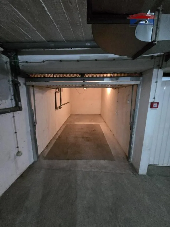 Rent, parking/garage, 15m², Grbavica, Novi Sad Sve Podlokacije