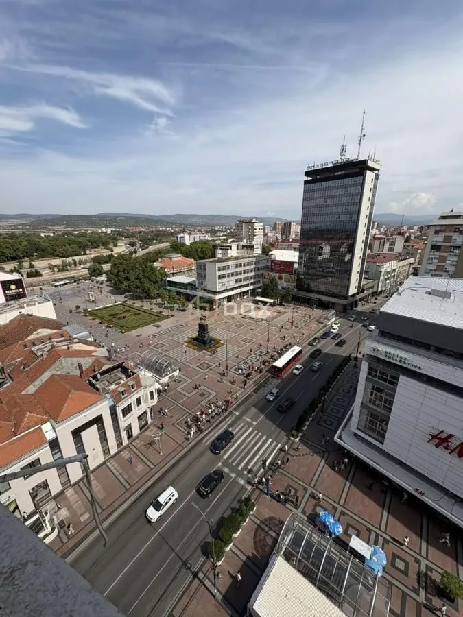 Izdavanje, poslovni prostor, 50m², Centar, Niš