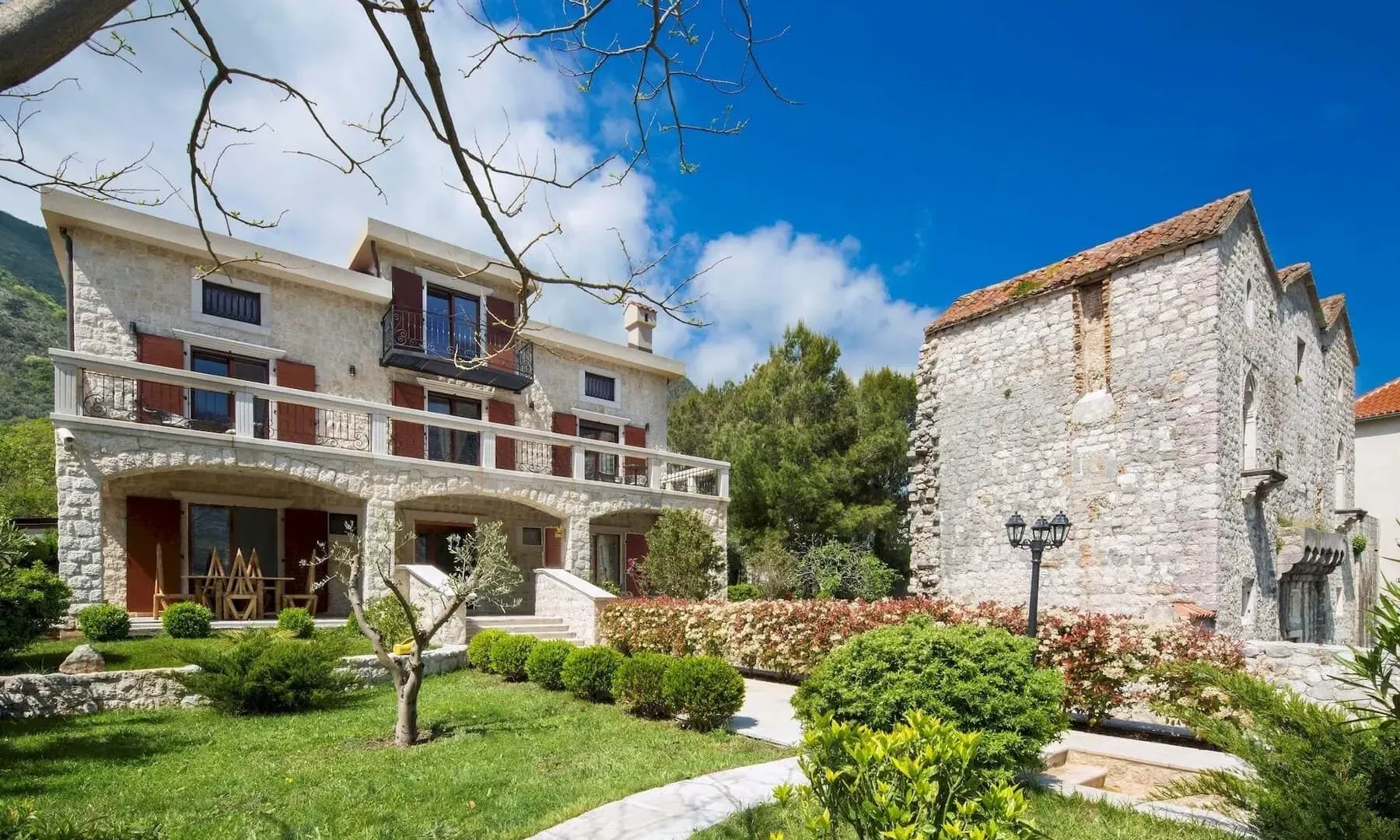 Sale, house, 497m², Prčanj, Kotor