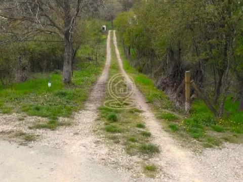 Zemljište in Sremska Kamenica