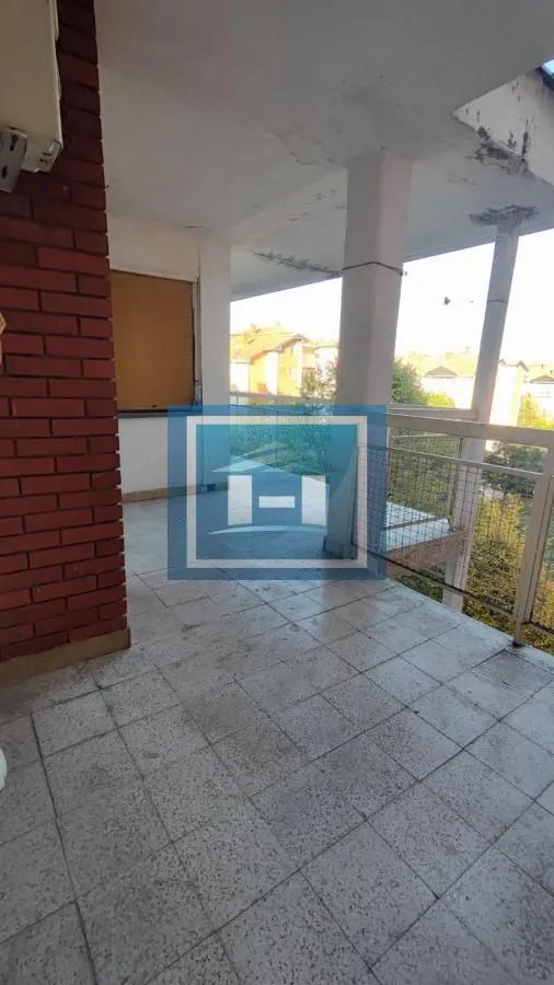 Prodaja, dvosoban stan, 75m², Strelište, Jagodina