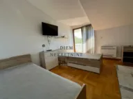 Izdavanje, kuća, 300m², Vranići, Podgorica - image 11