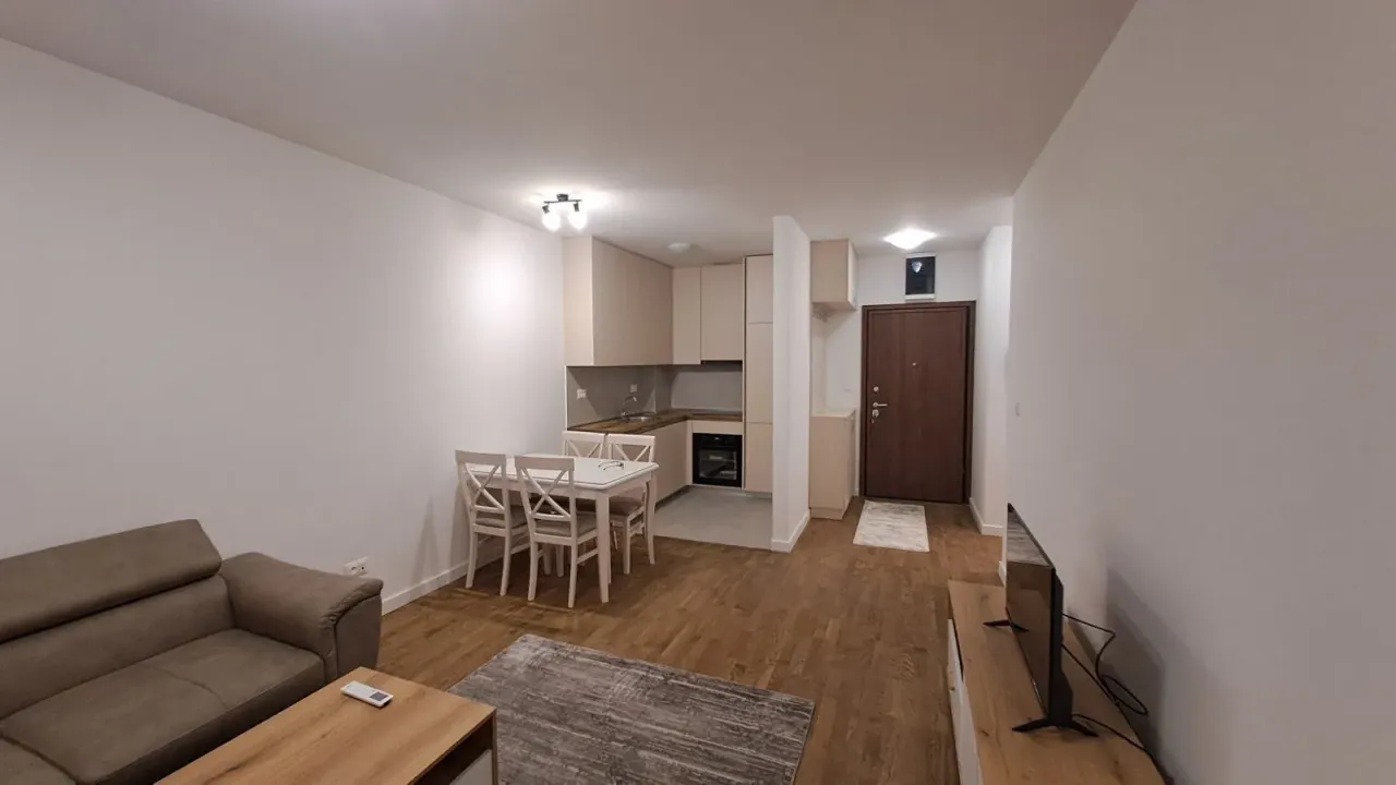 Rent, one bedroom apartment, 45m², Stari Aerodrom, Podgorica