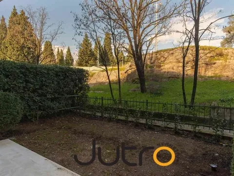 Rent, three bedroom apartment, 100m², Gorica C, Podgorica - image 16