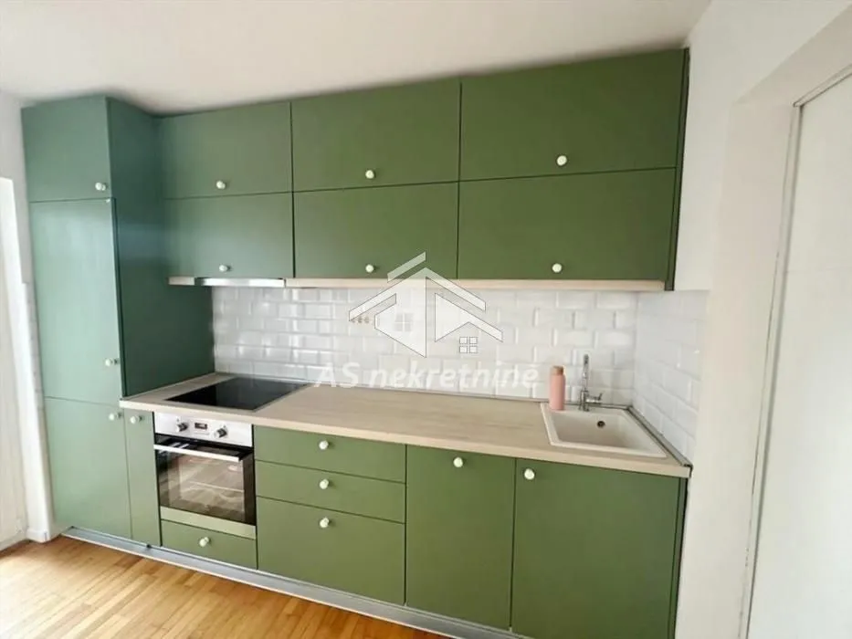 Izdavanje, trosoban stan, 72m², Novi Beograd Blok 29, Novi Beograd Sve Podlokacije