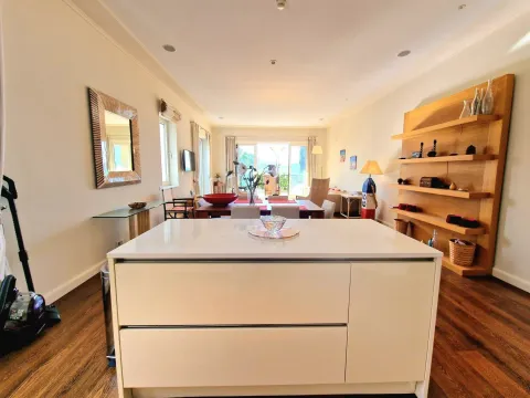 Sale, two bedroom apartment, 152m², Tivat, Crna Gora - image 47