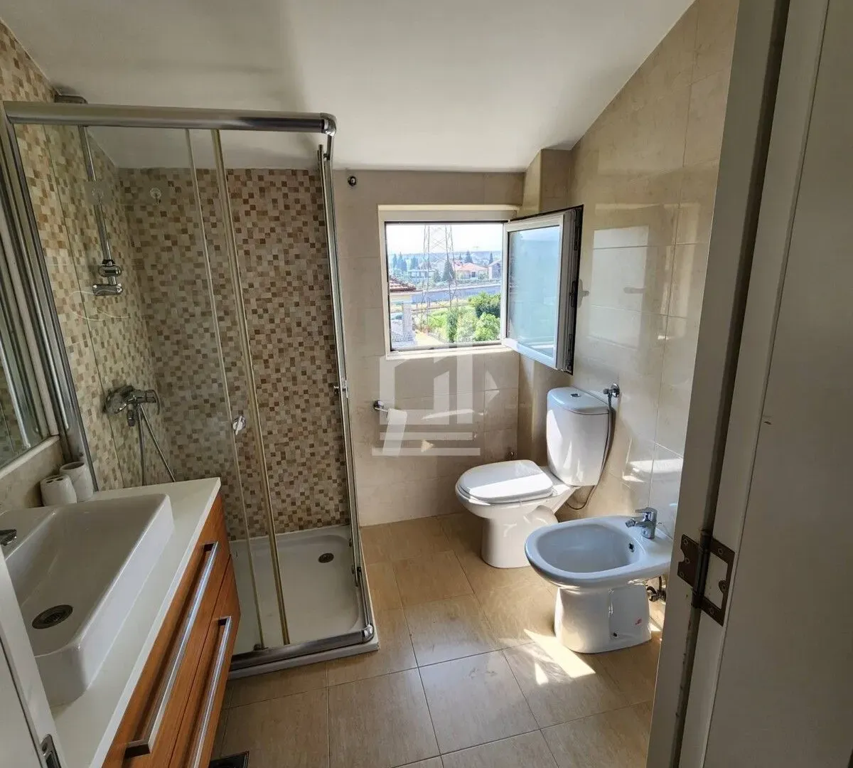 Prodaja, dvosoban stan, 89m², Gorica C, Podgorica