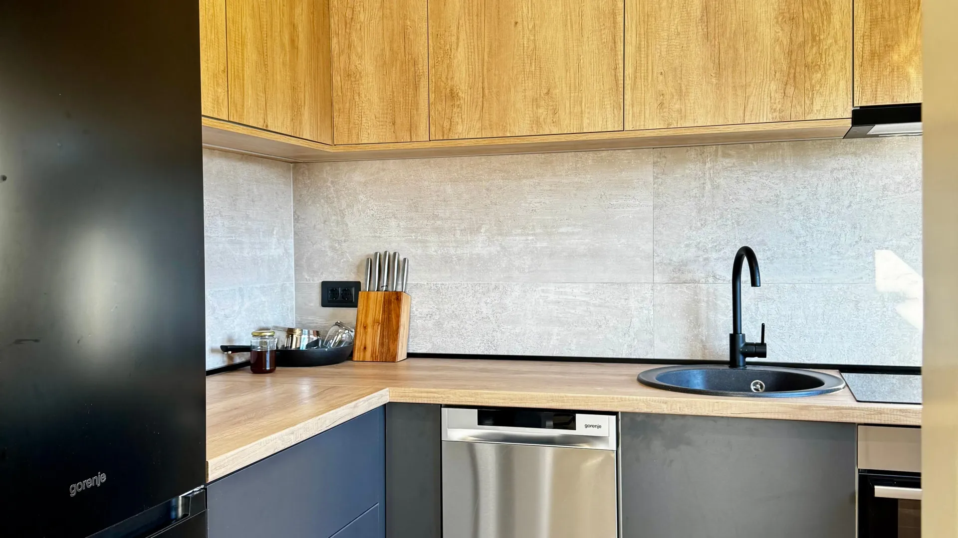 Rent, one bedroom apartment, 65m², Tološi, Podgorica