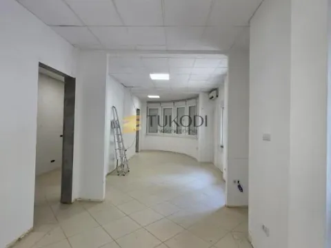 Izdavanje, poslovni prostor, 86m², Novi Beograd Blok 22, Novi Beograd Sve Podlokacije - image 9