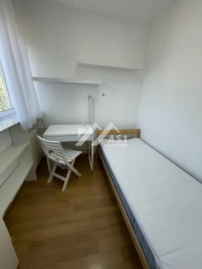 Izdavanje, dvosoban stan, 49m², Banatić, Novi Sad Sve Podlokacije