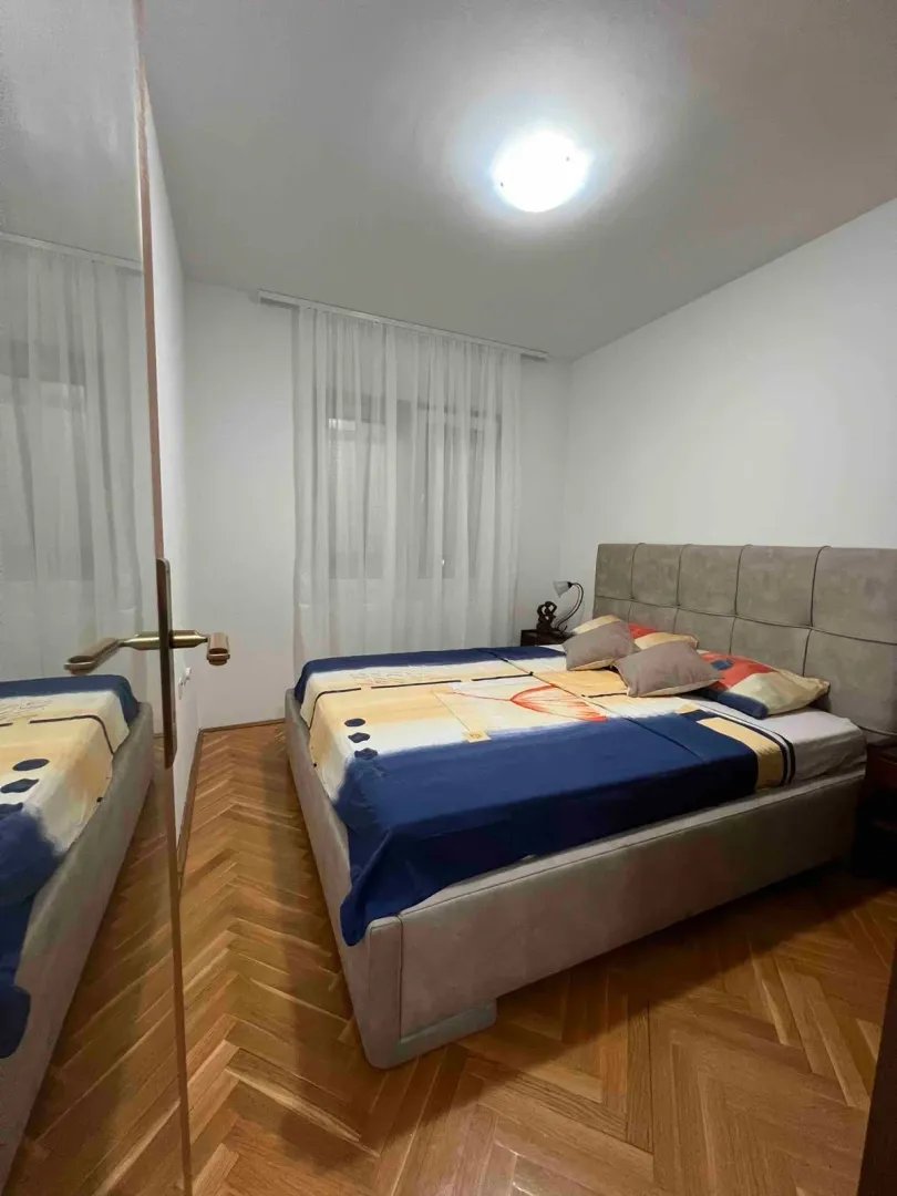 Rent, one bedroom apartment, 42m², Blok 6, Podgorica