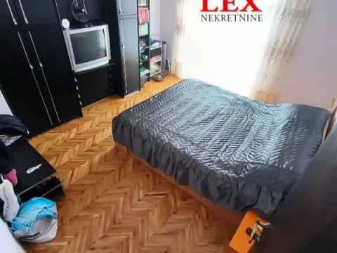 Sale, house, 302m², Palata Pravde, Beograd - image 6