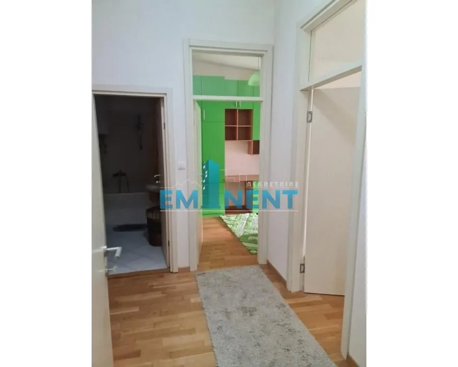 Izdavanje, trosoban stan, 91m², Voždovac Sve Podlokacije, Beograd