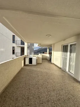 Rent, two bedroom apartment, 100m², Prijevor, Budva - image 4