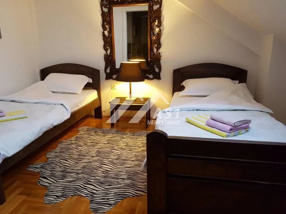 Izdavanje, dvosoban stan, 52m², Centar, Novi Sad