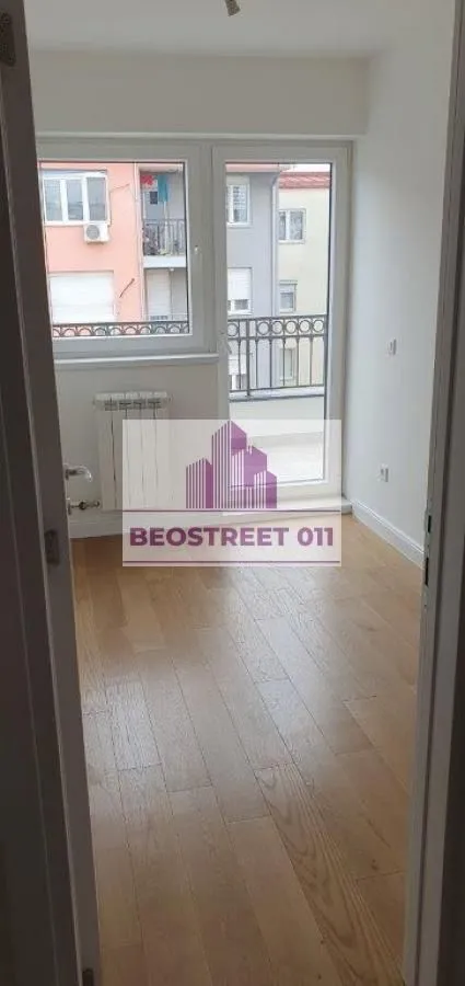 Sale, three bedroom apartment, 85m², Lipov Lad, Zvezdara Sve Podlokacije