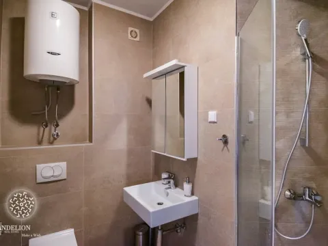 Izdavanje, dvosoban stan, 66m², Vezirov Most, Podgorica - image 9