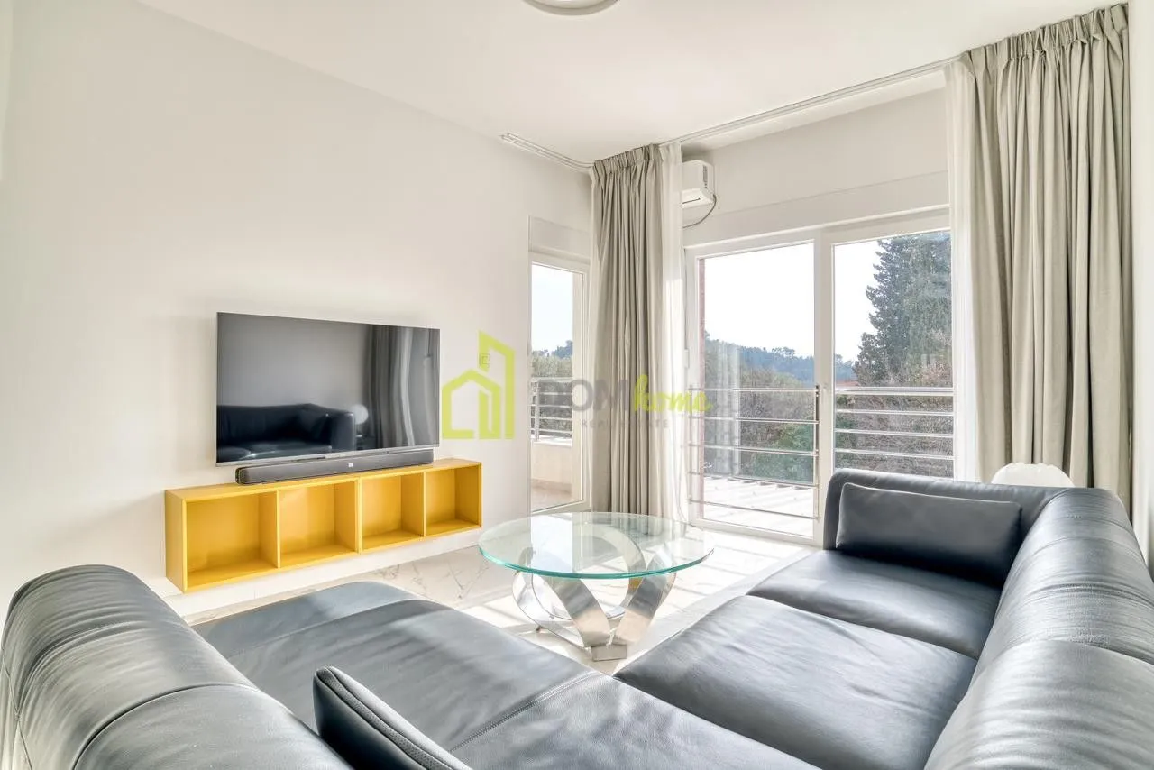 Rent, two bedroom apartment, 60m², Petrovac, Budva