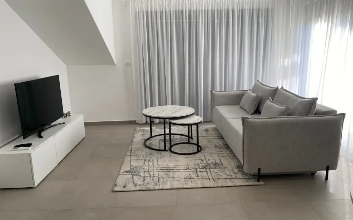 Rent, two bedroom apartment, 70m², Gradiošnica, Tivat