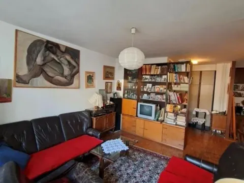 Prodaja, trosoban stan, 77m², Skojevsko Naselje, Beograd - image 3