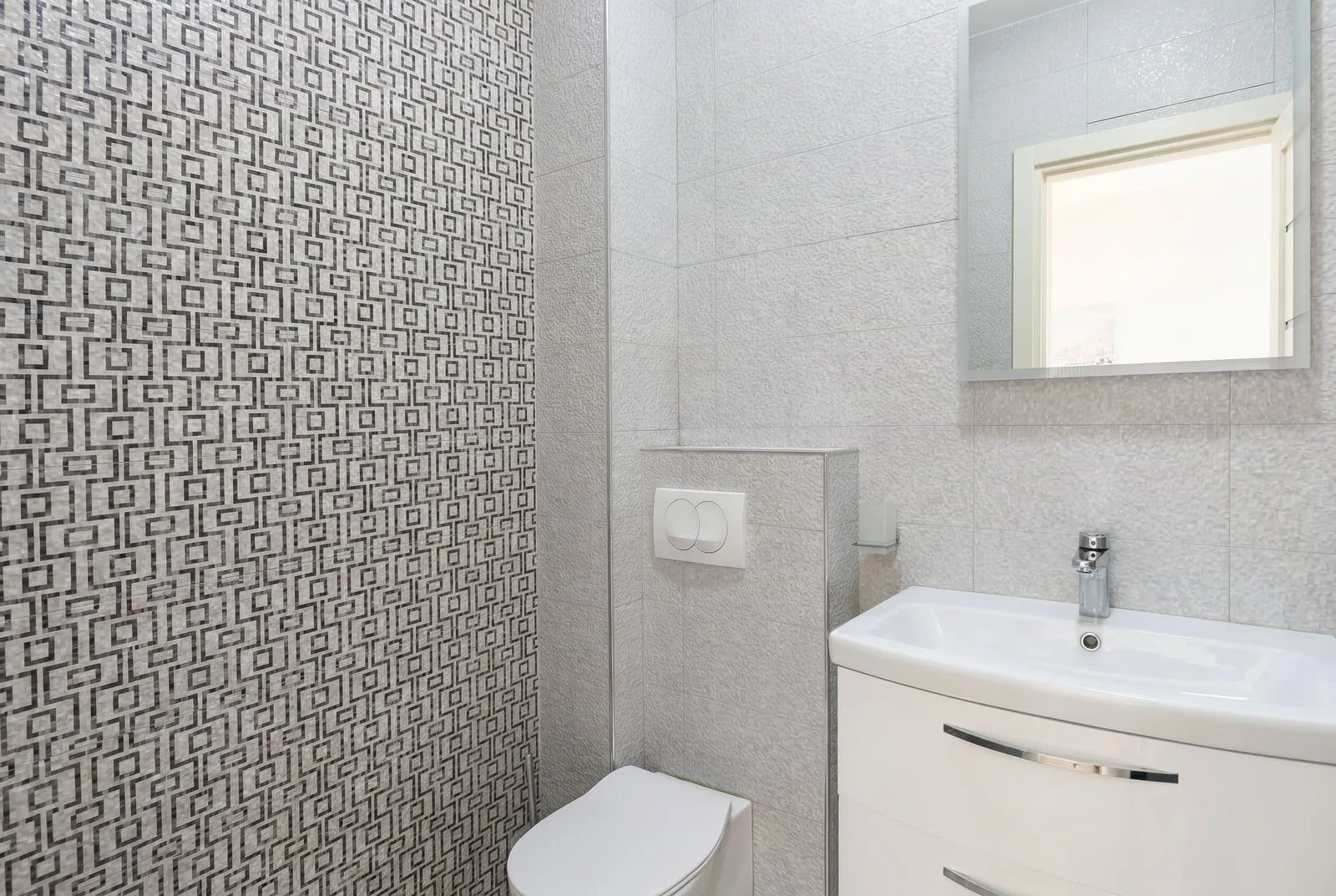 Prodaja, dvosoban stan, 51m², Bečići, Budva