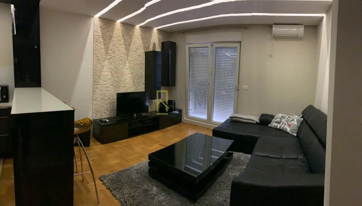 Prodaja, jednosoban stan, 44m², Stari Aerodrom, Podgorica